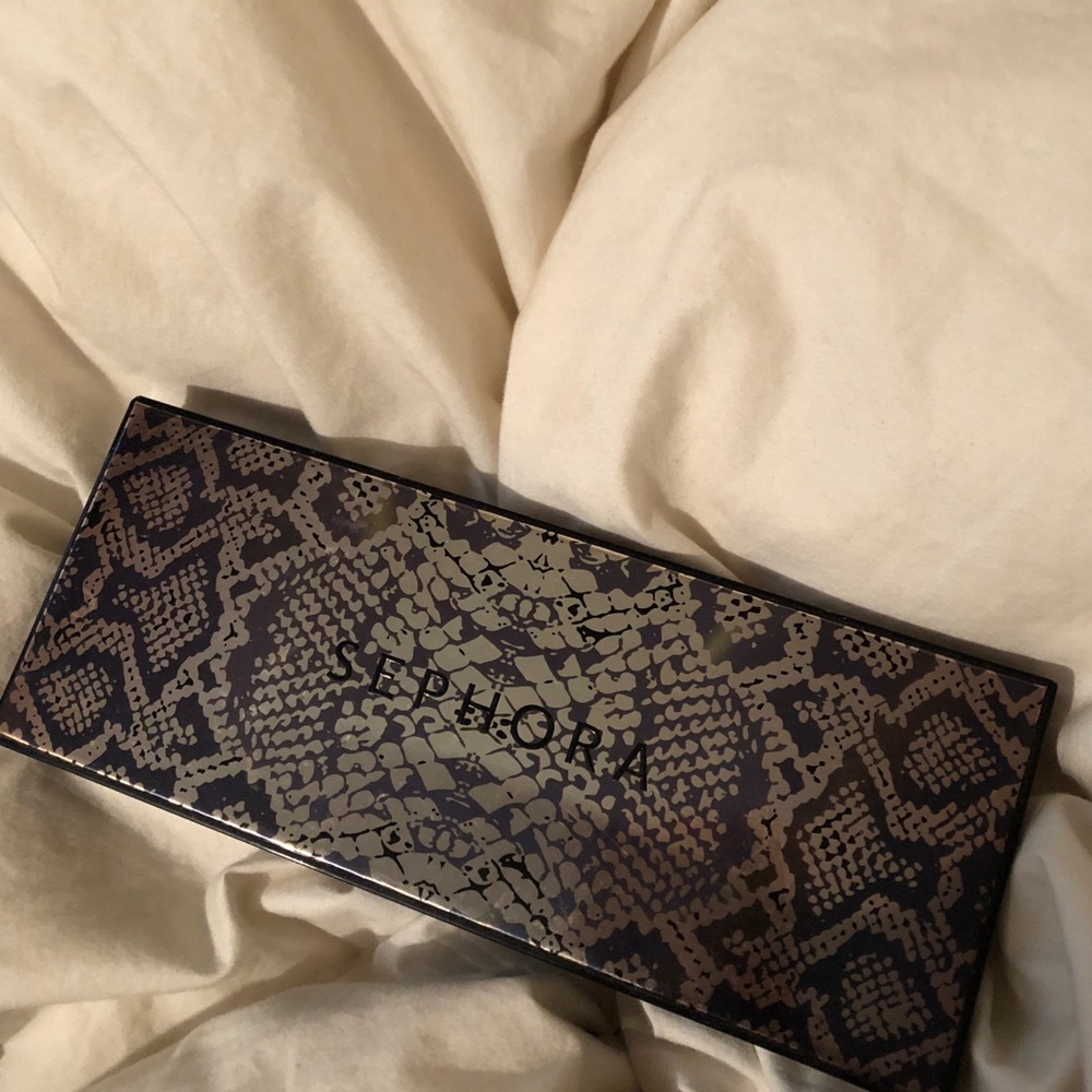 Sephora instinct Eyeshadow palette